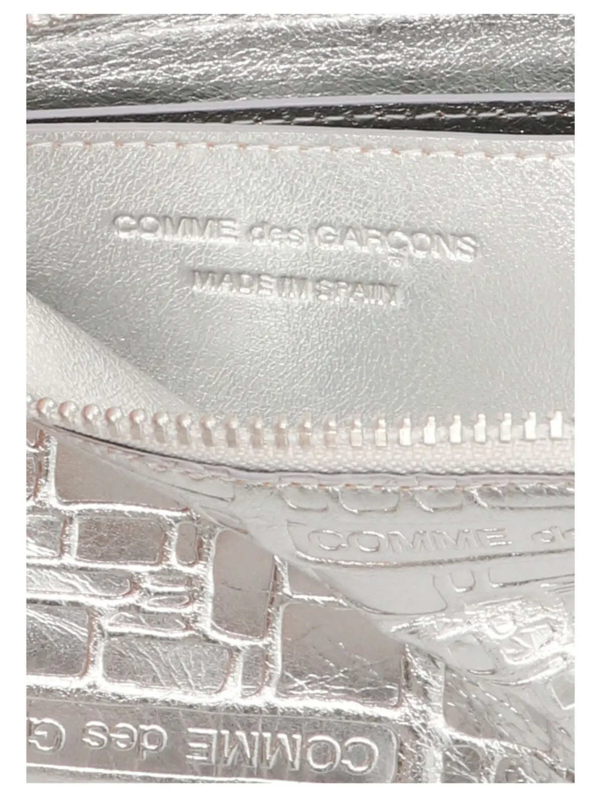 Гаманець Comme Des Garçons Wallet Embossed Logotype Срібний 3 'Embossed Logotype' wallet Man COMME DES GARÇONS WALLET Silver