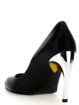 'Armadillo' pumps Woman MCQUEEN Black