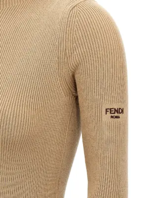 Hooded dress 70% wool