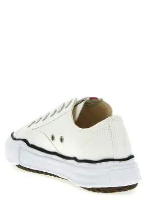 'Peterson' sneakers Unisex MAISON MIHARA YASUHIRO White