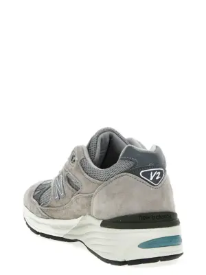 '991v2' sneakers Man NEW BALANCE Gray