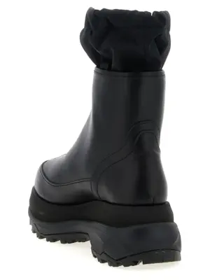 'Zip Up Boots' ankle boots Woman SACAI Black