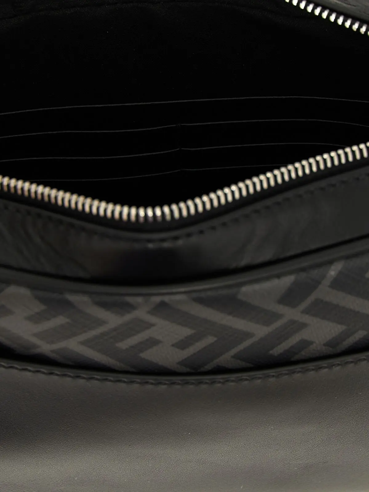 Сумка на плече Fendi Camera Case Squared FF Чорна 4 'Camera Case Squared FF' shoulder bag 100% calfskin leather (Bos Taurus) FENDI Black