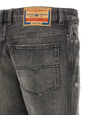 '1993 D-Vyl' jeans 99% cotton