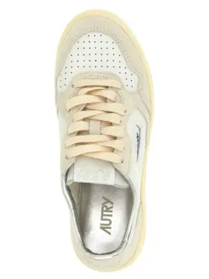 'Medalist Low' sneakers 60% cow leather 40% calf leather AUTRY Beige