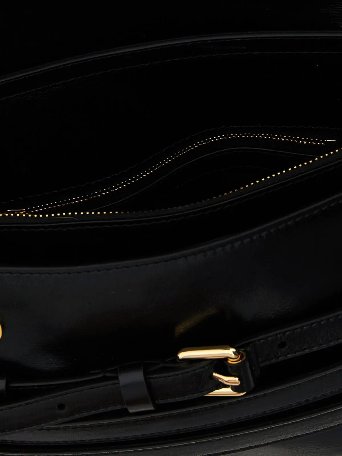 Сумка крос-боді Moschino Tie Me Чорна 4 'Tie Me' crossbody bag 100% leather MOSCHINO Black