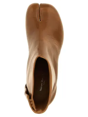 'Tabi' ankle boots 100% calfskin leather (Bos Taurus) MAISON MARGIELA Brown