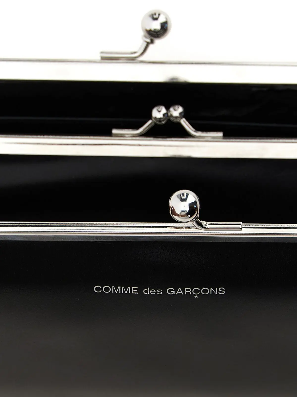 Гаманець Comme Des Garçons Wallet Classic Clasp Чорний 4 'Classic Clasp' purse 100% cow leather (Bos Taurus) COMME DES GARÇONS WALLET Black