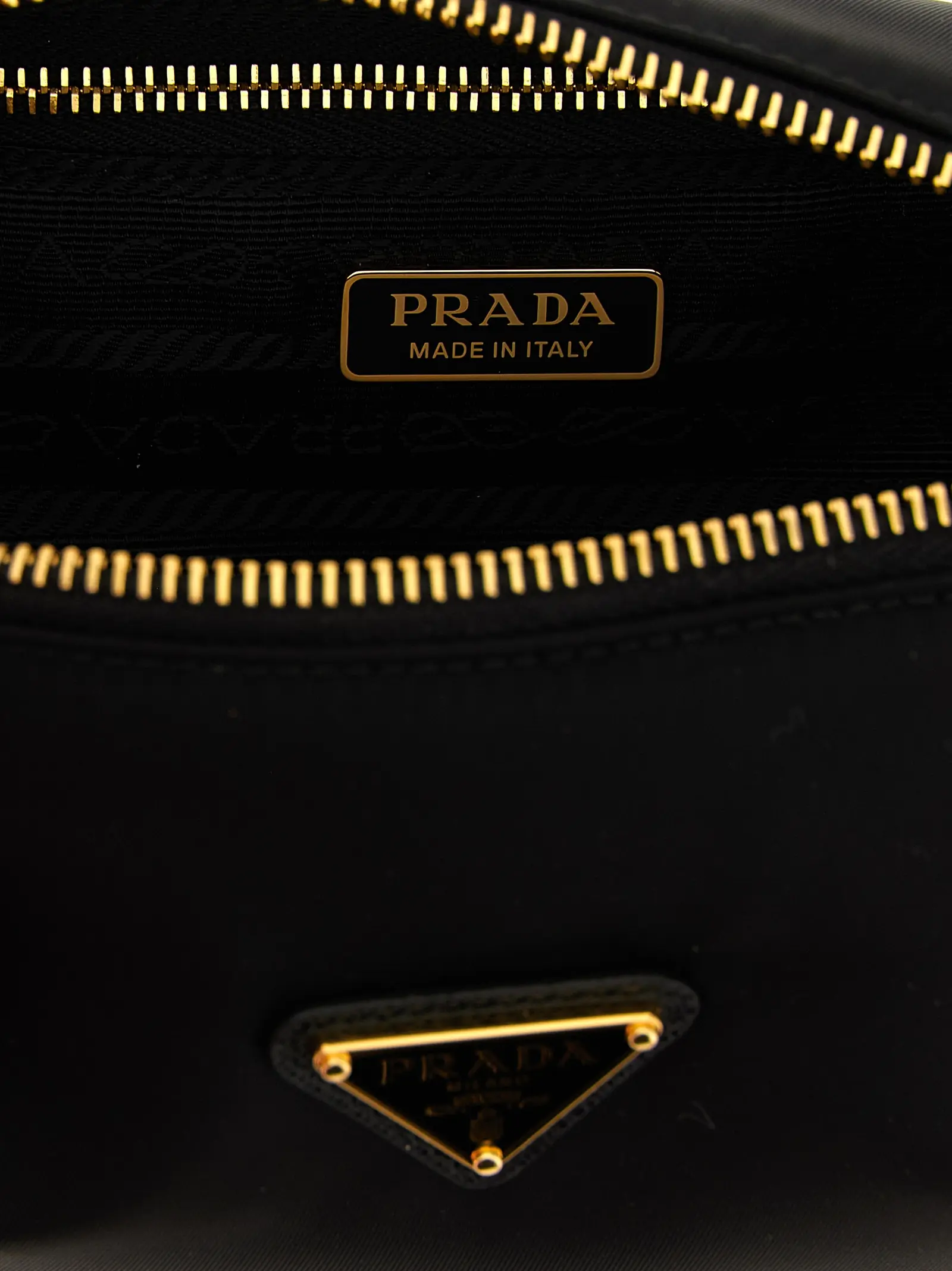 Сумка через плече Prada Triangle Logo Чорна 4 Triangle logo shoulder bag 100% polyamide PRADA Black