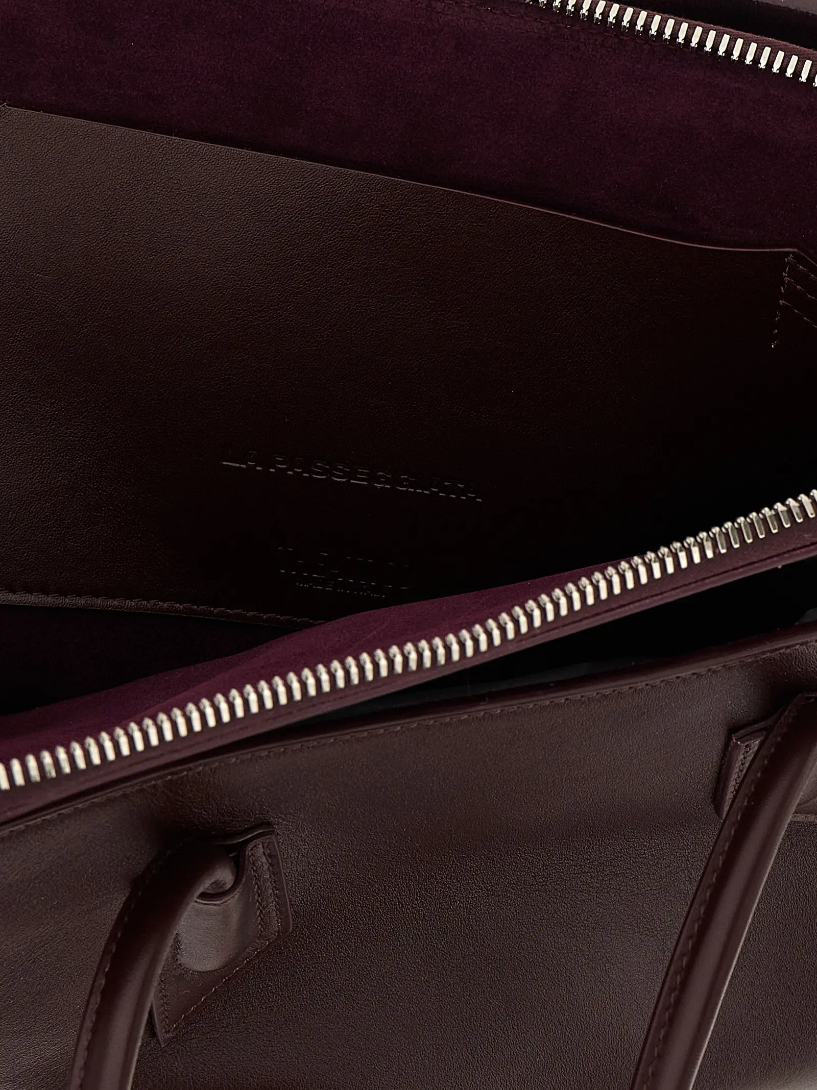 Сумка шопер La Passeggiata Medium The Attico Бордова 4 'La Passeggiata Medium' shoulder bag 100% calfskin leather (Bos Taurus) THE ATTICO Purple