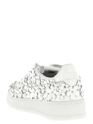 'Medalist' capsule 'Bloom' sneakers Woman AUTRY White