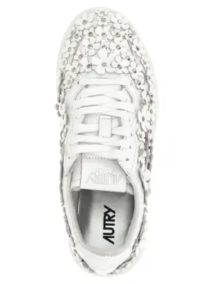 'Medalist' capsule 'Bloom' sneakers 100% patent cow leather AUTRY White